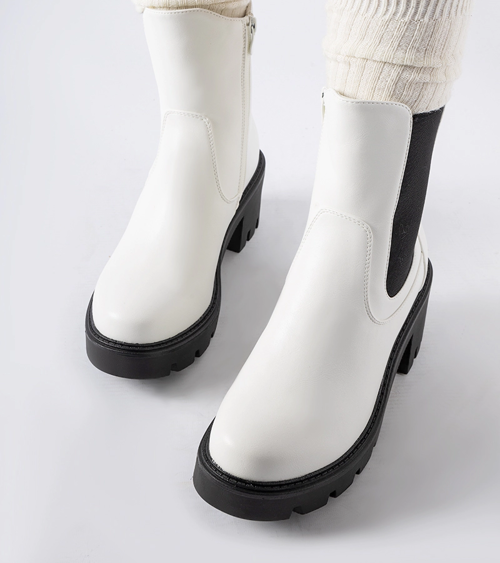 Bílé podšité kotníčkové boty na podpatku Hattiesburg